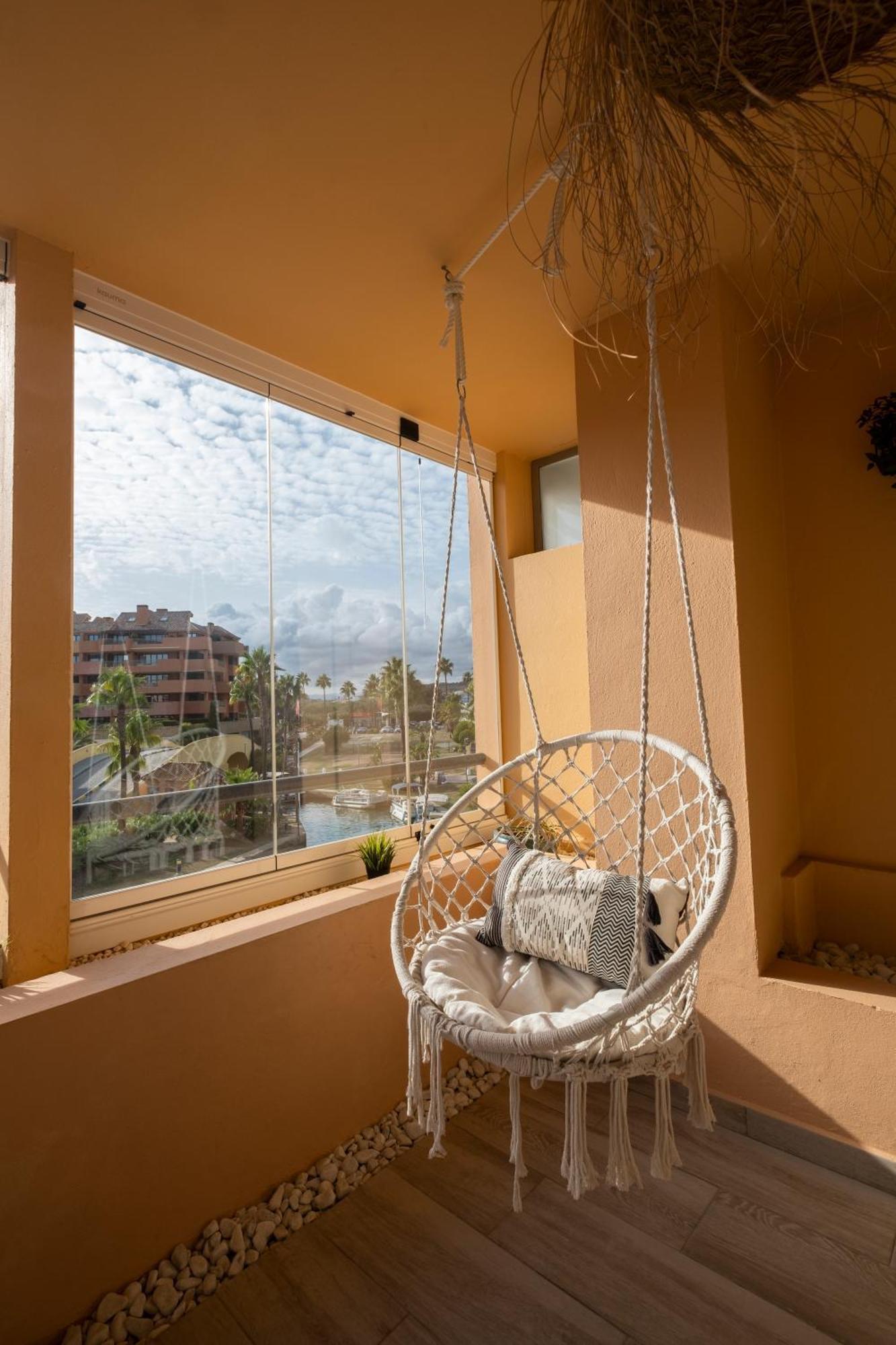 Aquamarine Apartment In Marina Sotogrande Luaran gambar