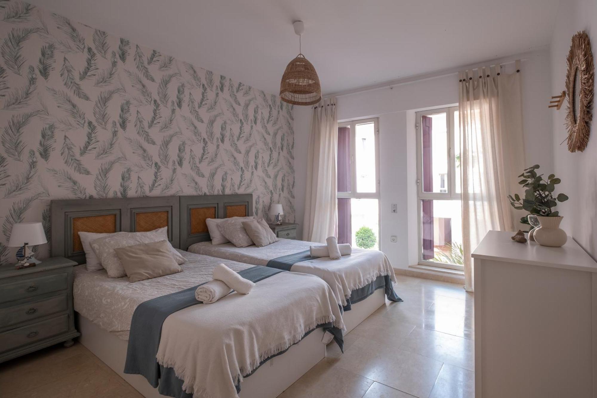 Aquamarine Apartment In Marina Sotogrande Luaran gambar