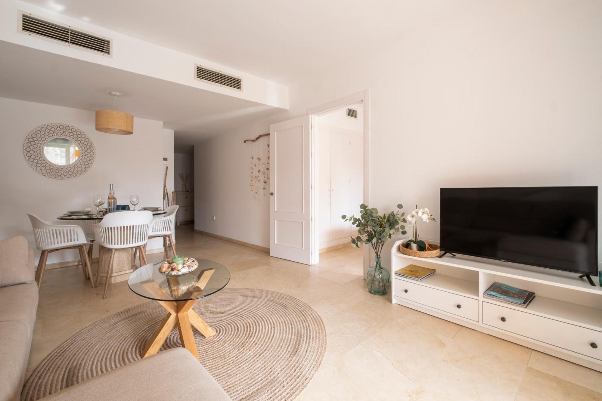 Aquamarine Apartment In Marina Sotogrande Luaran gambar