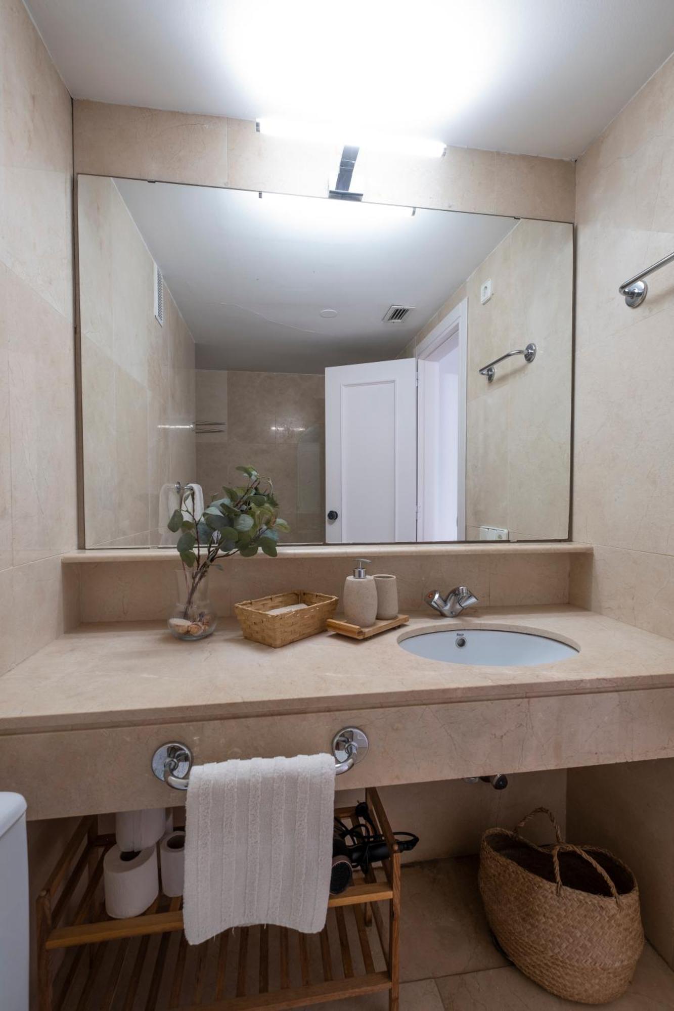 Aquamarine Apartment In Marina Sotogrande Luaran gambar